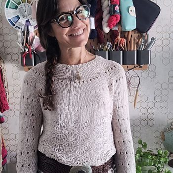 Lovely-Sweater-con-Nepal-de-Pascuali-canesu-circular-punto-agujas-circulares-por-cecilia-losada-club-de-tejido-mamamdiypatterns-2